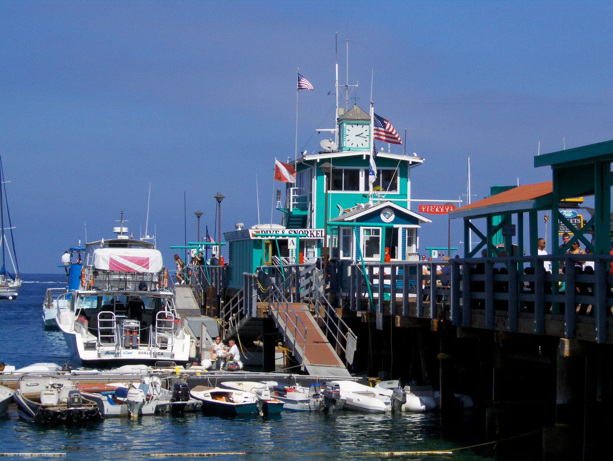 The Green Pleasure Pier and boats in Avalon Harbor
